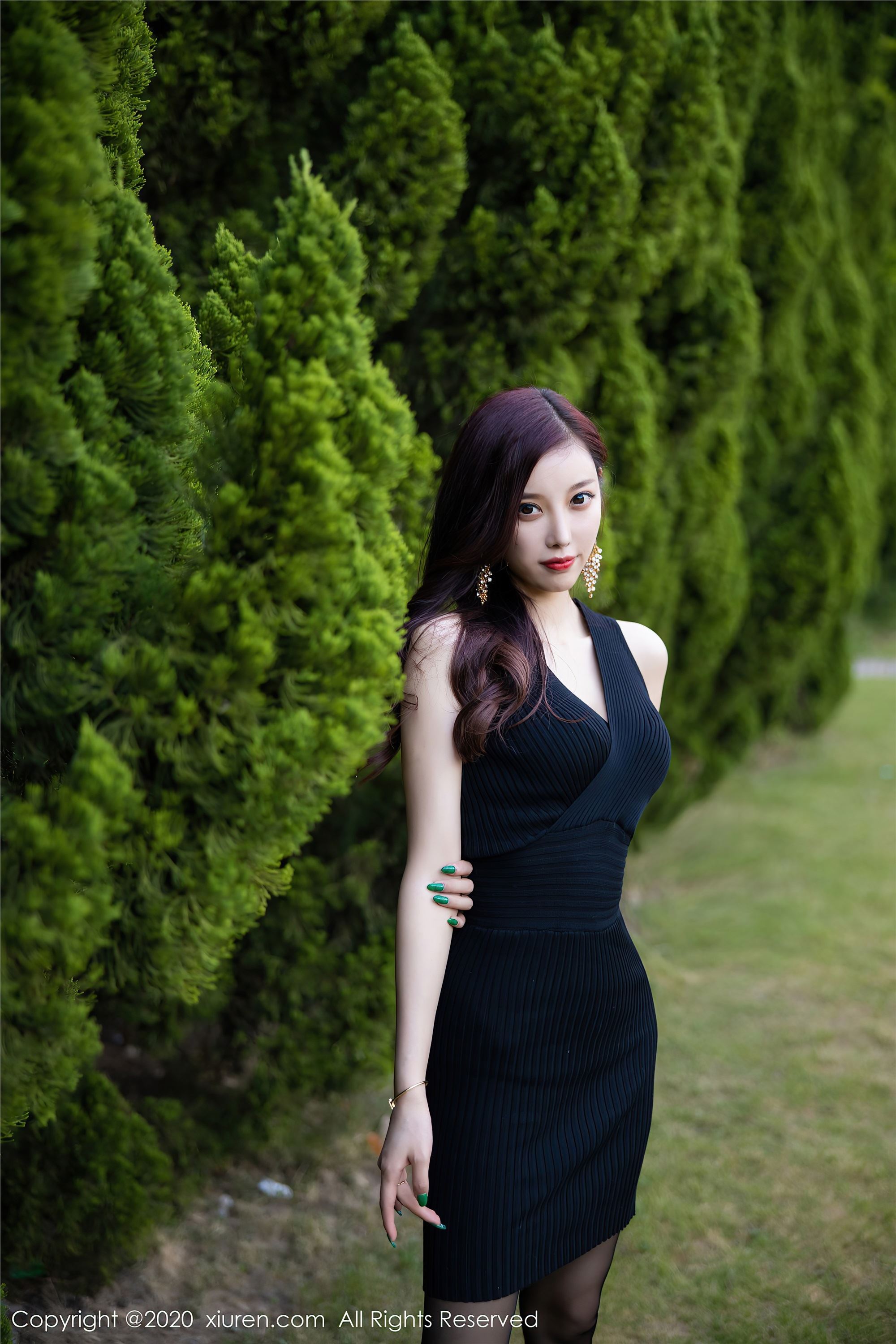 XIUREN秀人网 2020.10.13 Vol.2648 杨晨晨sugar